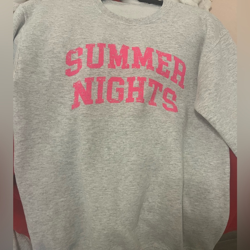 sweatshirt